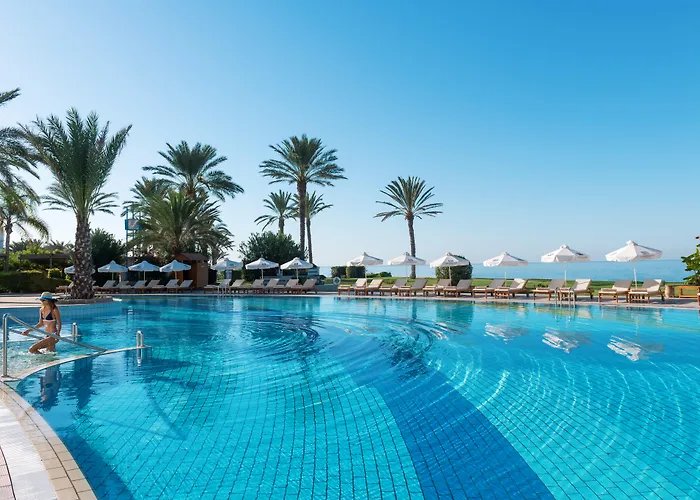 Resorts et Hôtels avec parcs aquatiques à Paphos