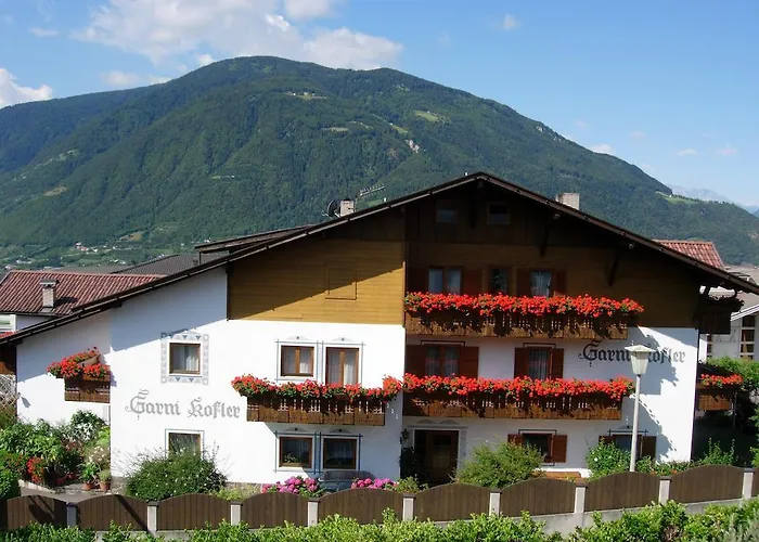 Resorts und Hotels mit Aquapark in Dorf Tirol