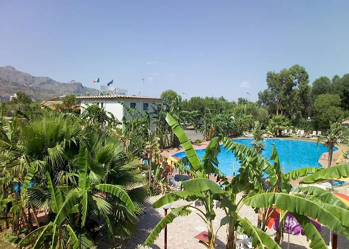 Resort e hotel con parchi acquatici a Giardini Naxos