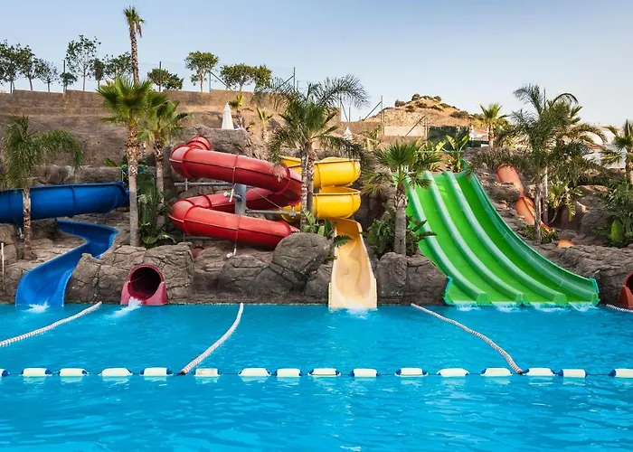 Resorts en hotels met waterparken in Benalmádena
