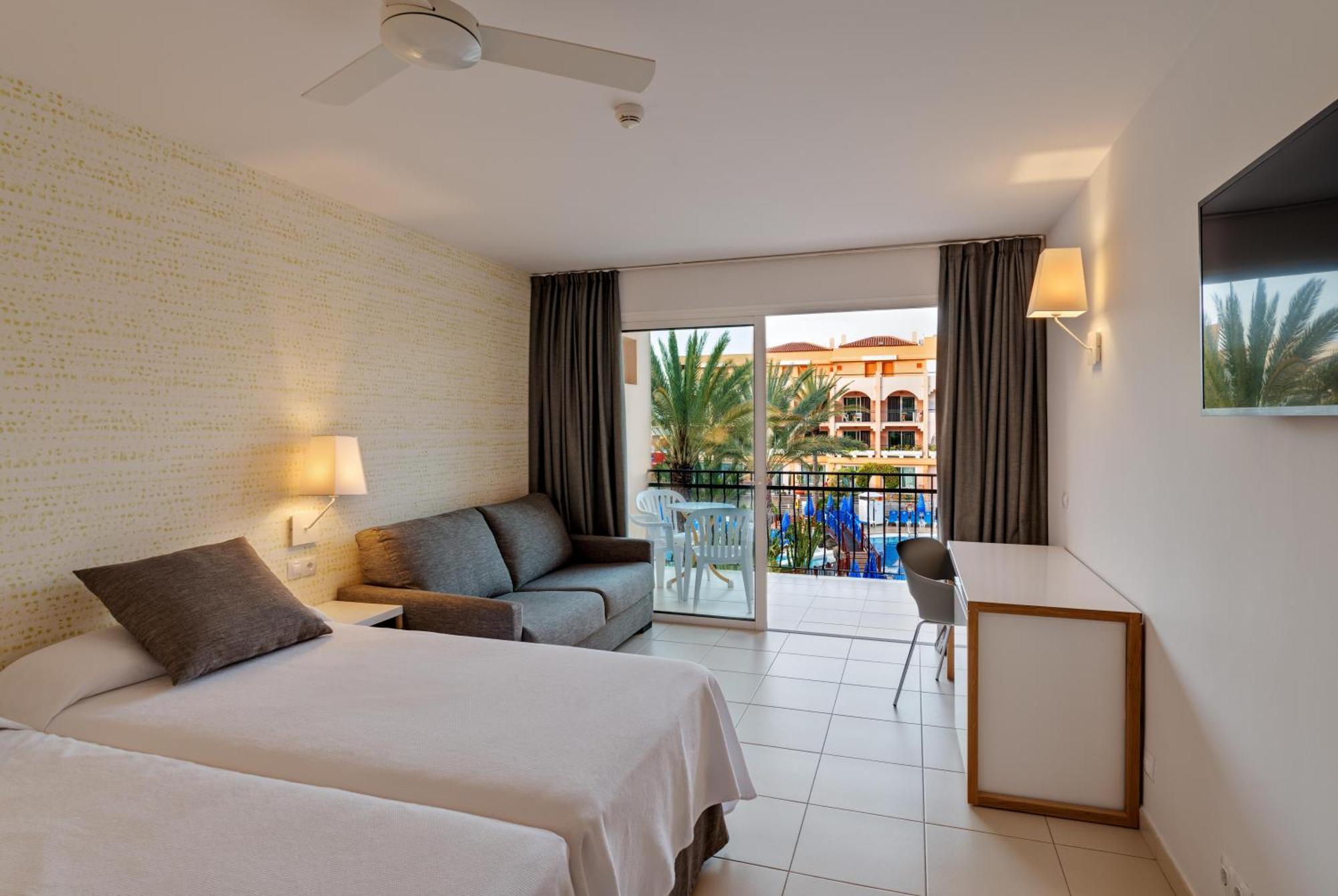Double Room with Pool View (1 Adult)