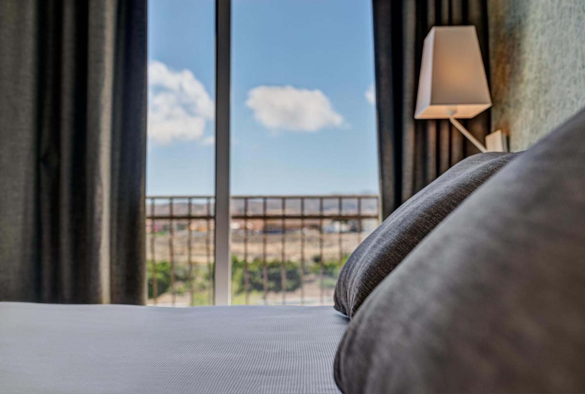 Double Room (1 Adult)
