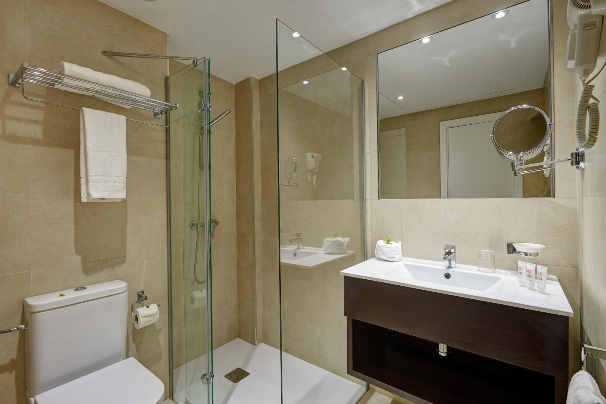 Basic Double Room