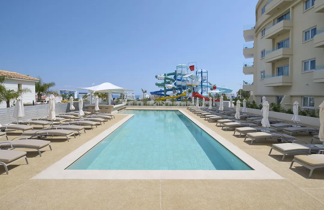 Sunrise Oasis Hotel & Waterpark-1