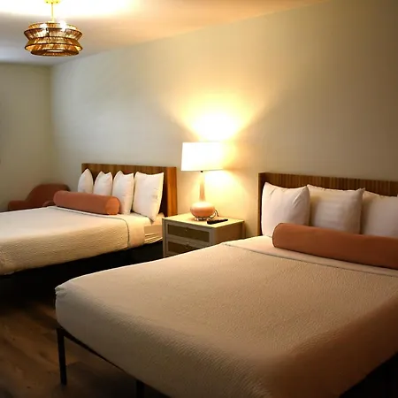 Inn At The Waterpark-2