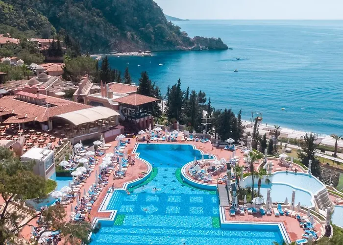 Best Oludeniz Hotels For Families With Waterpark