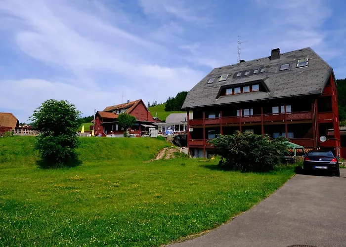 Titisee-Neustadt Resorts and Hotels with Waterparks