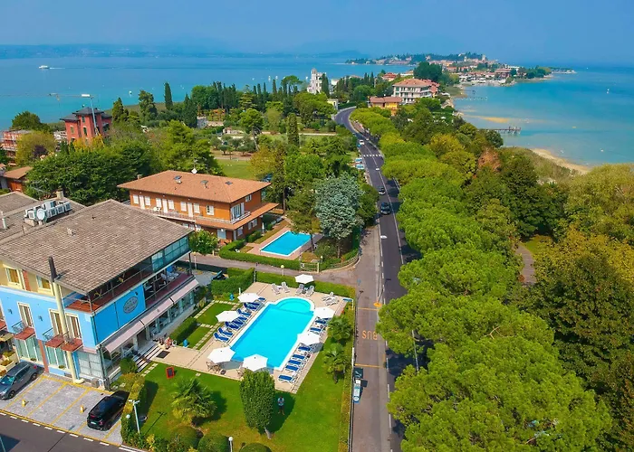Sirmione Resorts and Hotels with Waterparks